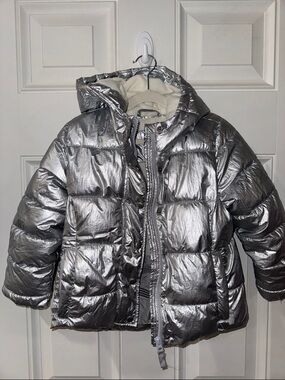 Amazon Essentials Kids Metallic Silver Hooded Puffer Jacket